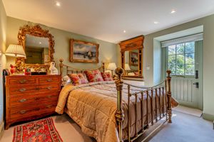 Photo 16- click for photo gallery